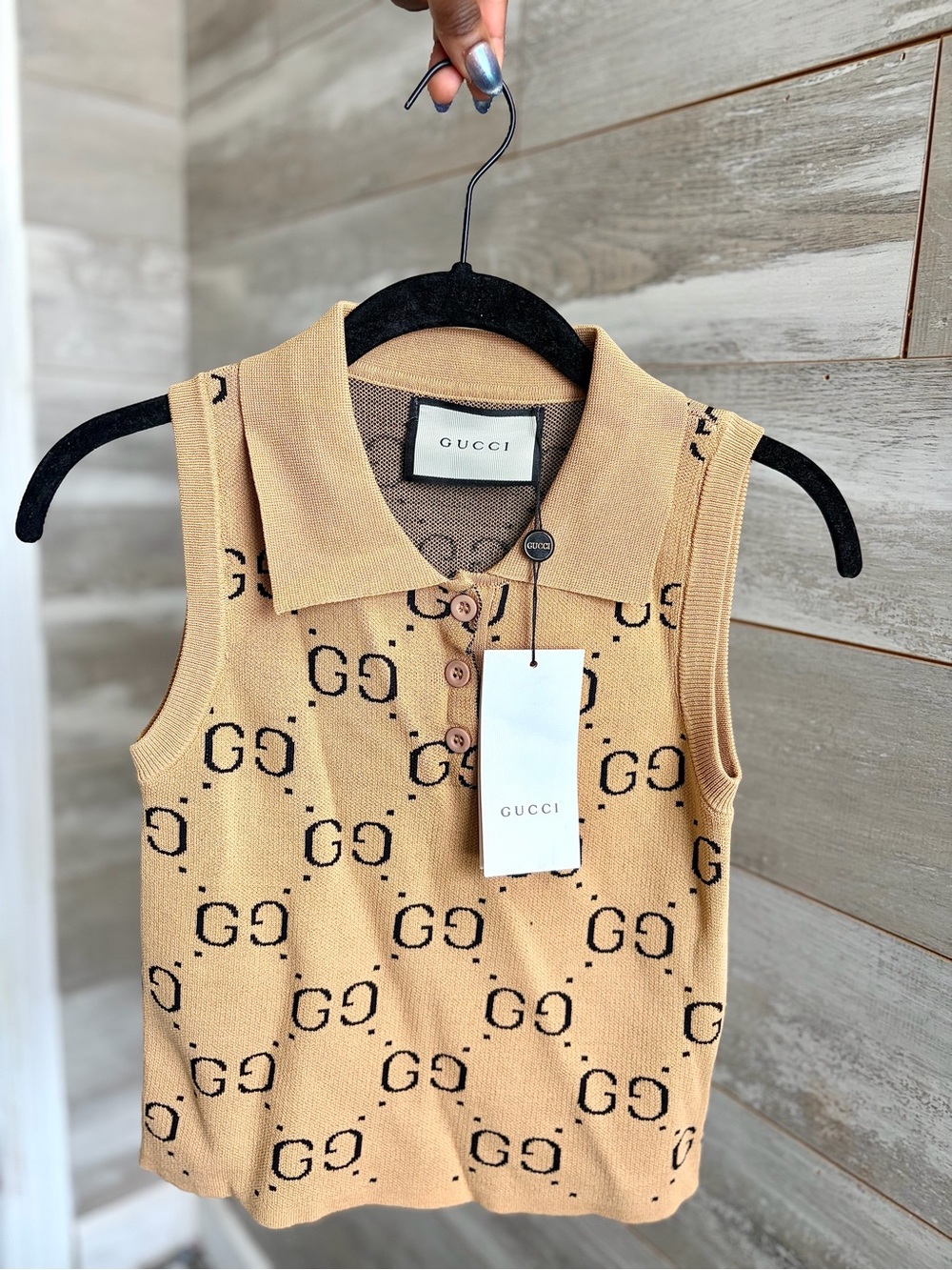 GG sleeveless knit polo shirt